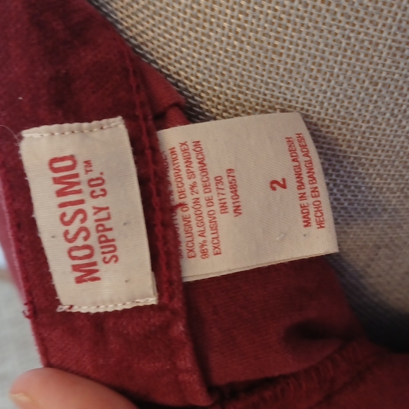 Burgendy Velvet skirt - Picture 3 of 4